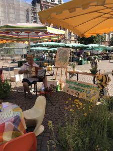 "Starkenburg blüht" - Gemeinsamer Aktionsstand auf dem Darmstädter Marktplatz